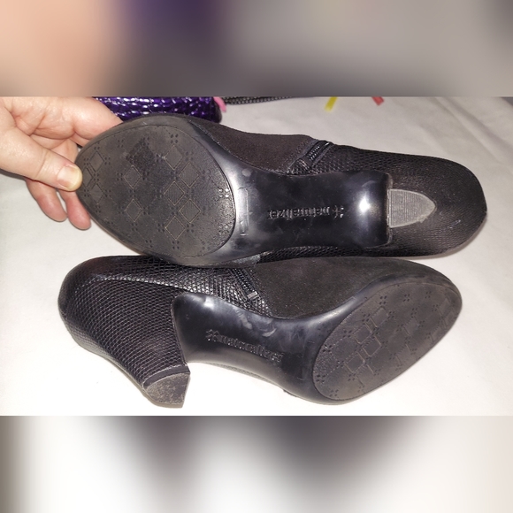 Naturalizer Women's Faux Suede Ankle Boots Black Zipper Size 9 1/2 Medium width - Picture 5 of 9